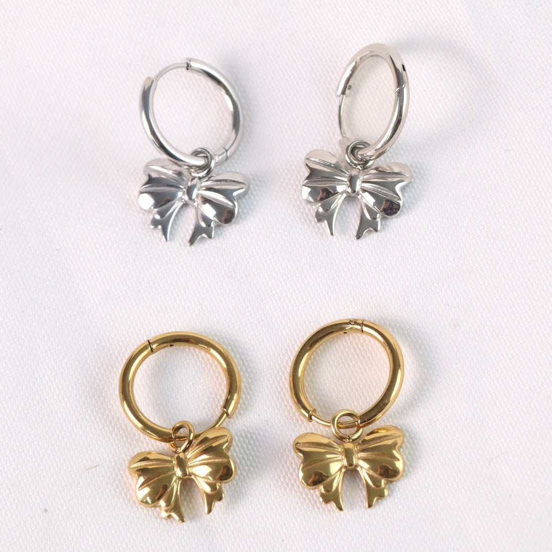 Kiara - Huggie Ribbon Bow Earrings