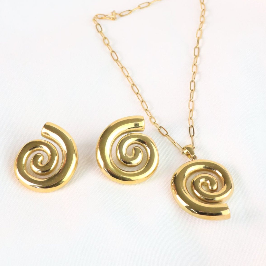 Marisol - Gold Organic Swirl Stud Earrings