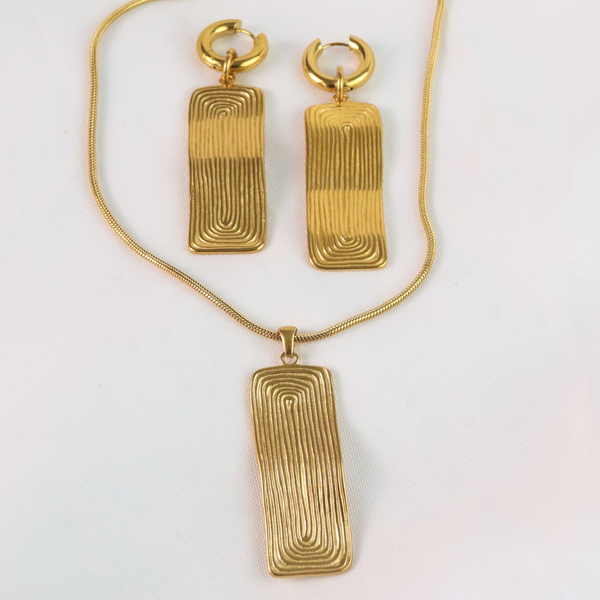 Goddess Chunky Gold Statement Pendant Necklace