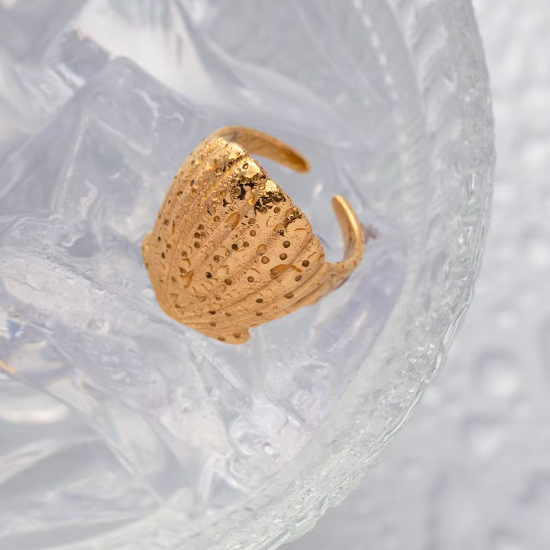 Sora | Gold Plated Shell Adjustable Ring